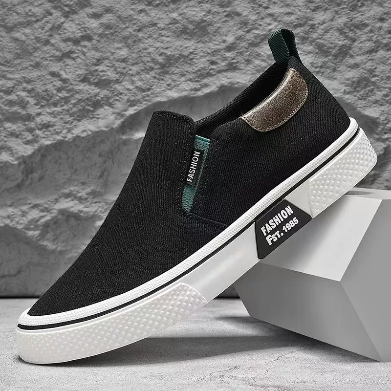 Men's Canvas Shoes 2026 Summer Casual Soft Sole Breathable Slip-On Lightweight