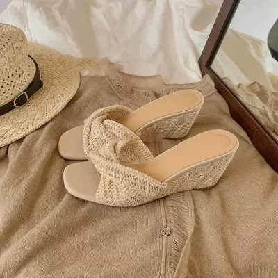 Summer New Women's 6.5cm Wedge French Square Toe Cross Woven Mules · YANYAN China shoe factory