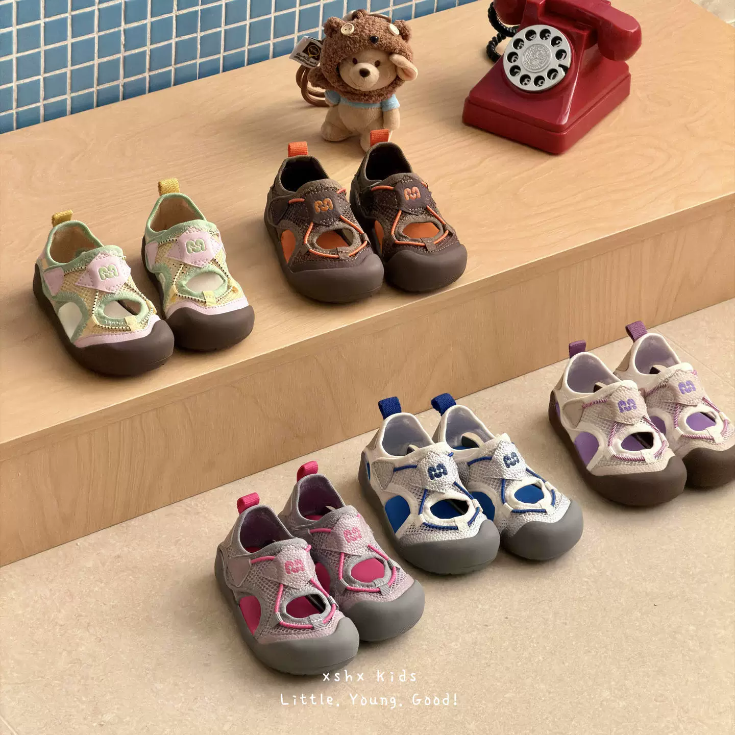 XSHX Kids Retro Sports Sandals with Ice Feel Mesh Velcro Toe Cap for Summer