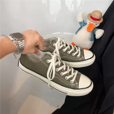 New Summer Breathable Canvas Shoes Men Low Top Casual Korean Student Sneakers