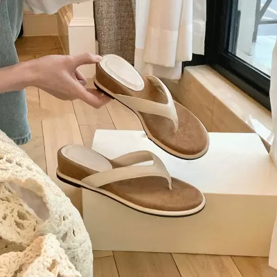 2026 Summer New Women's 4.5cm Height Increase Thong Wedge Sandals · YANYAN China shoe factory