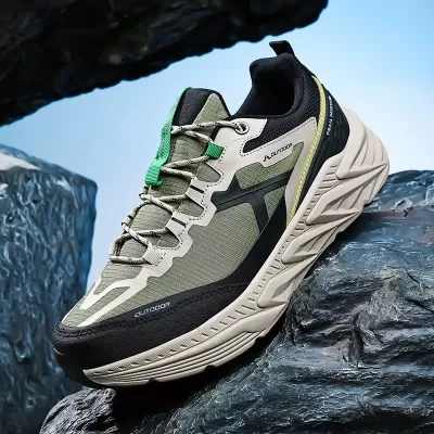 Export New Outdoor Hiking Shoes Men Women Low Top Anti-slip Durable Trail · YANYAN China shoe factory