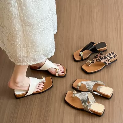 Women's Gold Buckle Toe Loop Soft Leather Platform Sandals Summer Beach Slides 2026 New