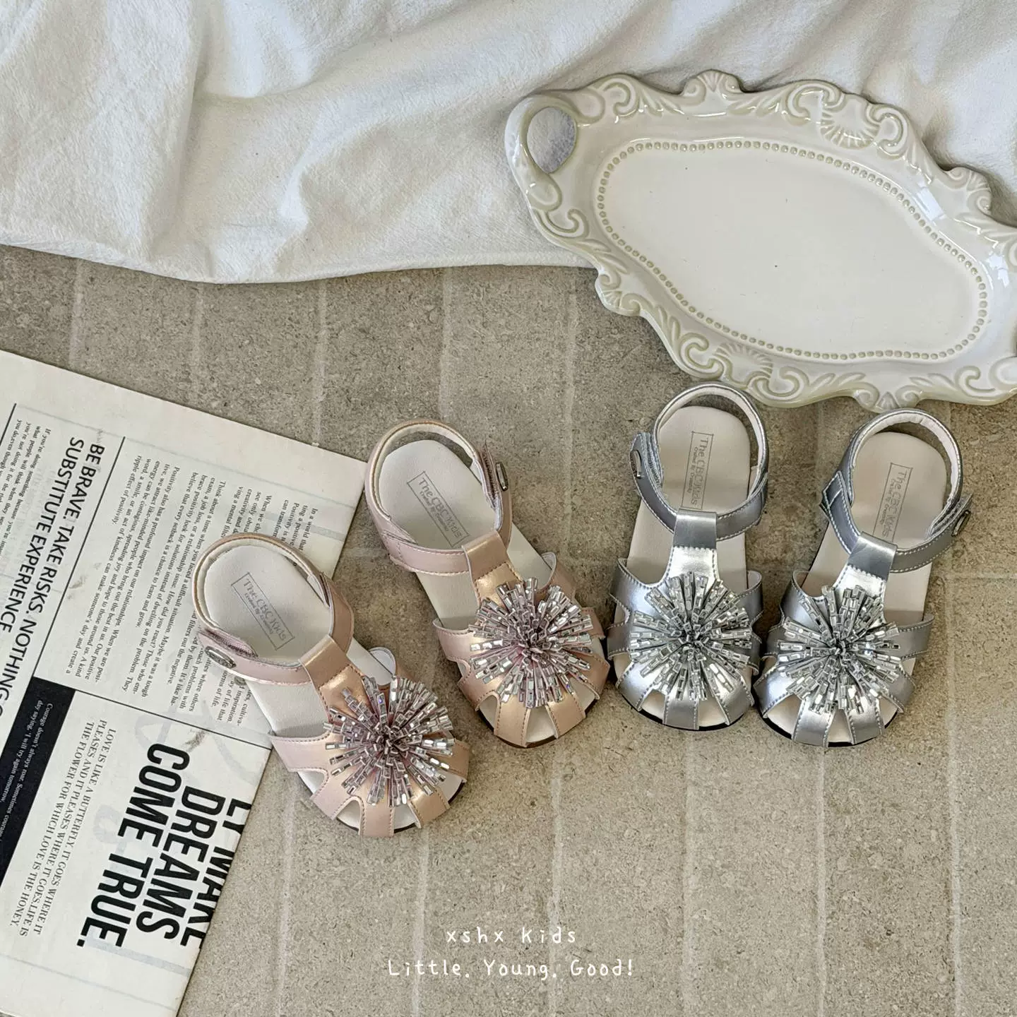 XSHX Eternal Diamond Flower High Intelligence Light Luxury Bling Girls Princess Sandals Spring Summer French Retro