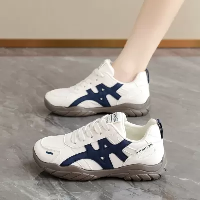 Women's Retro Chunky German Trainer Shoes 2026 Fall Thick Sole Soft Casual Dad Shoes · YANYAN China shoe factory