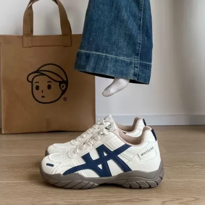 Women's German Trainer Shoes 2026 Summer Korean Style Casual White Sneakers Soft Sole Dad Shoes · YANYAN China shoe factory