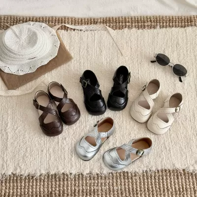 XSHX Brooch Carving British Children's Summer Sandals Round Toe Magic Strap Spring Summer Breathable Rubber Soft Sole Girls