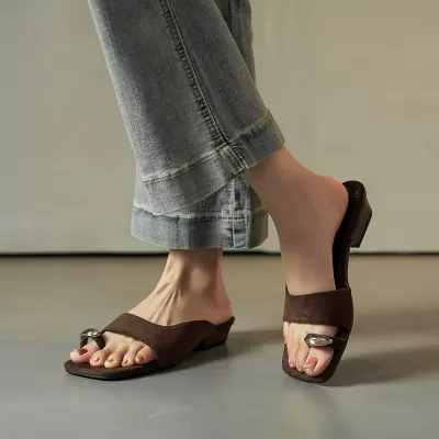 Women's Premium Square Toe Metal Buckle Toe Loop Slide Sandals Suede Low Wedge Heel · YANYAN China shoe factory