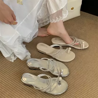Chuyuji French Princess Style Wedge Comfort Sandals Rhinestone Strap Toe Loop Pearl Slippers Women · YANYAN China shoe factory