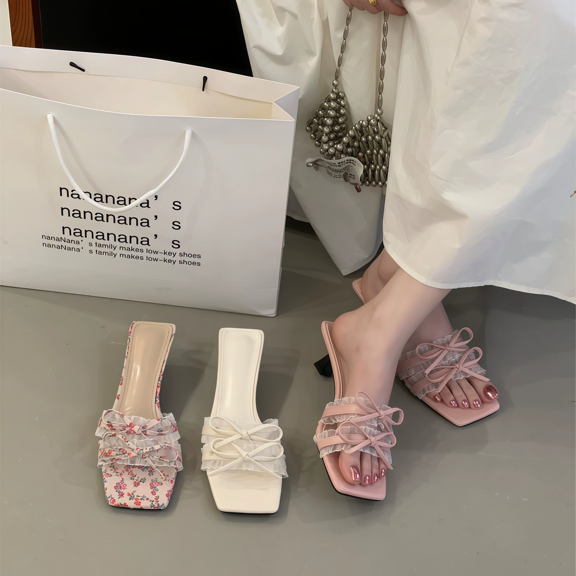 Chuyuji Francesas Sandalias Stiletto con Nudo Mariposa Mujer 2026 Verano Nuevo Tacón Medio Encaje Tiras en el Tobillo Sandalias