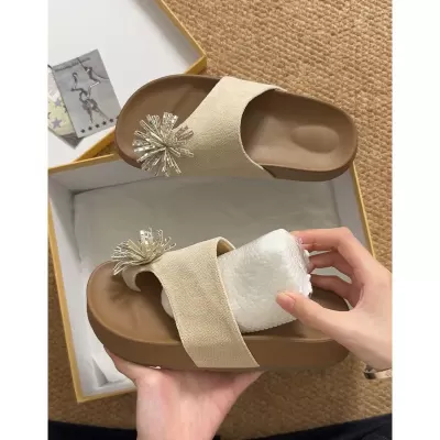 Chuyuji French Platform Toe Loop Slippers Women Summer Comfortable Beach Ankle Strap Sandals · YANYAN China shoe factory