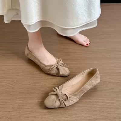 Chuyuji Women's Flat French Retro Bow Square Toe Low Heel Shoes 2026 Summer · YANYAN China shoe factory