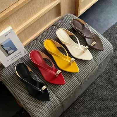 Chuyuji Women's French Pointed Toe Thong Wedge Sandals 2026 Summer Casual · YANYAN China shoe factory