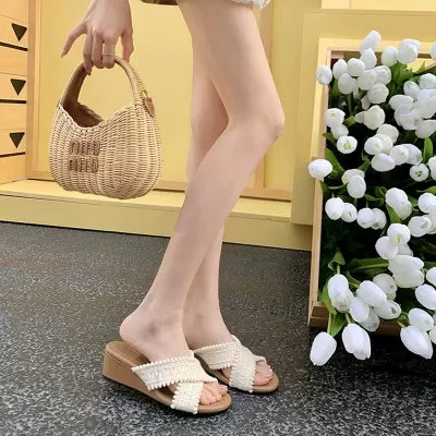 Women's French Vacation 6cm Wedge Cross Woven Beach Sandals Summer Slides · YANYAN China shoe factory