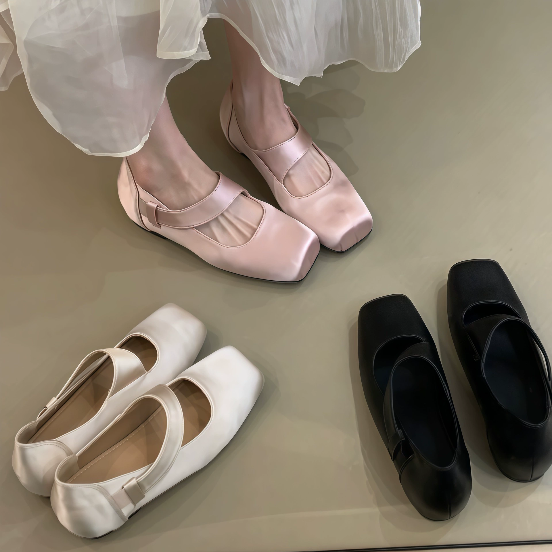 Chuyuji Sapatos Baixos, Mulher, Primavera 2026, Francês Elegante Cetim Fivela Mary Jane