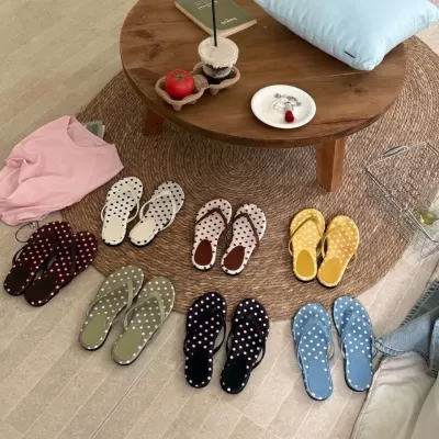 Chuyuji French Flat Clip Toe Flip Flops Women 2026 Summer New Casual Polka Dot Sandals