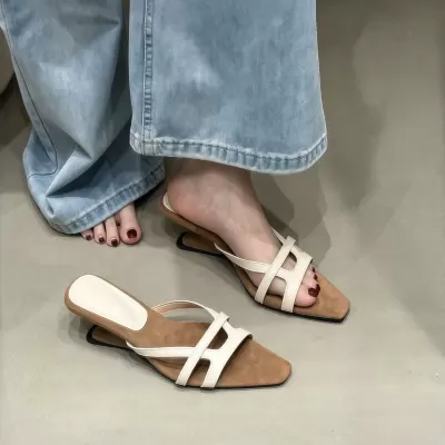 Chuyuji Women's Square Toe Wedge Heel Sandals Retro Style for Summer Beach · YANYAN China shoe factory