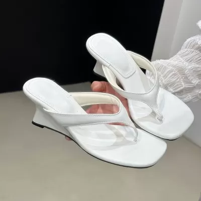 Chuyuji Women's Silver Chunky Heel Sandals 2026 French Crystal One-Band High Heels · YANYAN China shoe factory