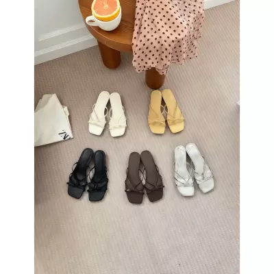 Chuyuji Women's French Gold One-Band Flat Sandals 2026 Summer Beach Vacation · YANYAN China shoe factory