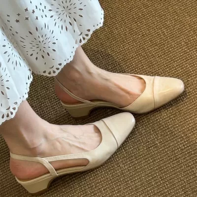 Women's Retro Wedge Round Toe Ankle Strap Closed Toe Sandals Summer Breathable · YANYAN China shoe factory
