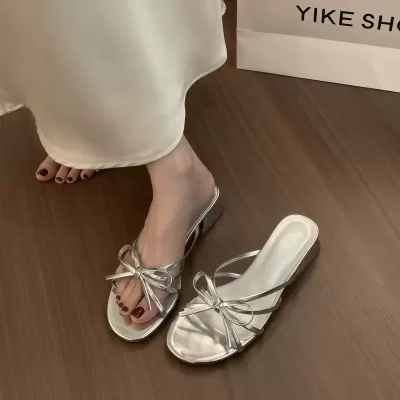 Women's French Chunky Heel Silver Sandals 2026 New Summer Fairy Style with Bow · YANYAN China shoe factory