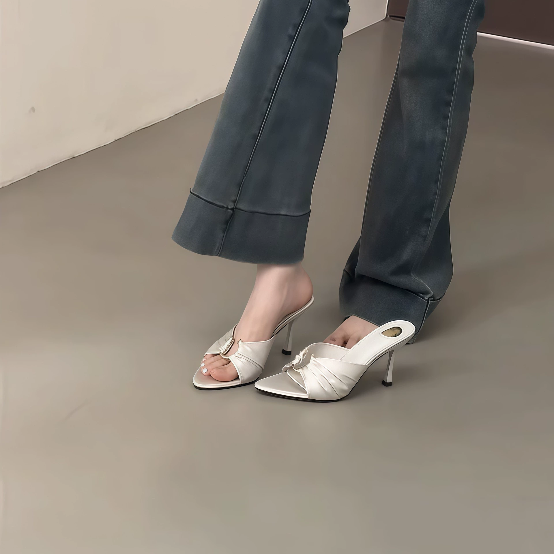 Sandales talon haut femme été 2026 nouveau large bout ouvert style français