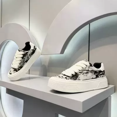 Men's 2026 Summer Ink Print Canvas Breathable Casual Shoes Lightweight Student Sneakers · YANYAN China shoe factory