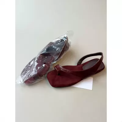 Women's French Square Toe Toe Ring Sandals 2026 Summer Flat Roman Slide Sandals · YANYAN China shoe factory