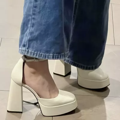Women's White Round Toe Chunky Heel Mary Janes French Thick Sole 2026 Classic · YANYAN China shoe factory