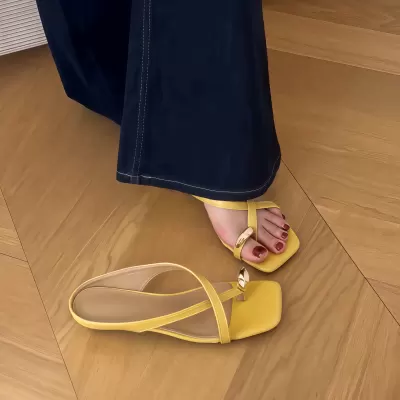 Women's Korean Fashion Metal Buckle Toe Loop Wedge Sandals Summer Fairy Style
