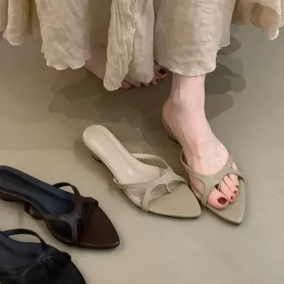 Designer Minimalist Slide Sandals Women 2026 Summer Korean Style Thin Strap · YANYAN China shoe factory