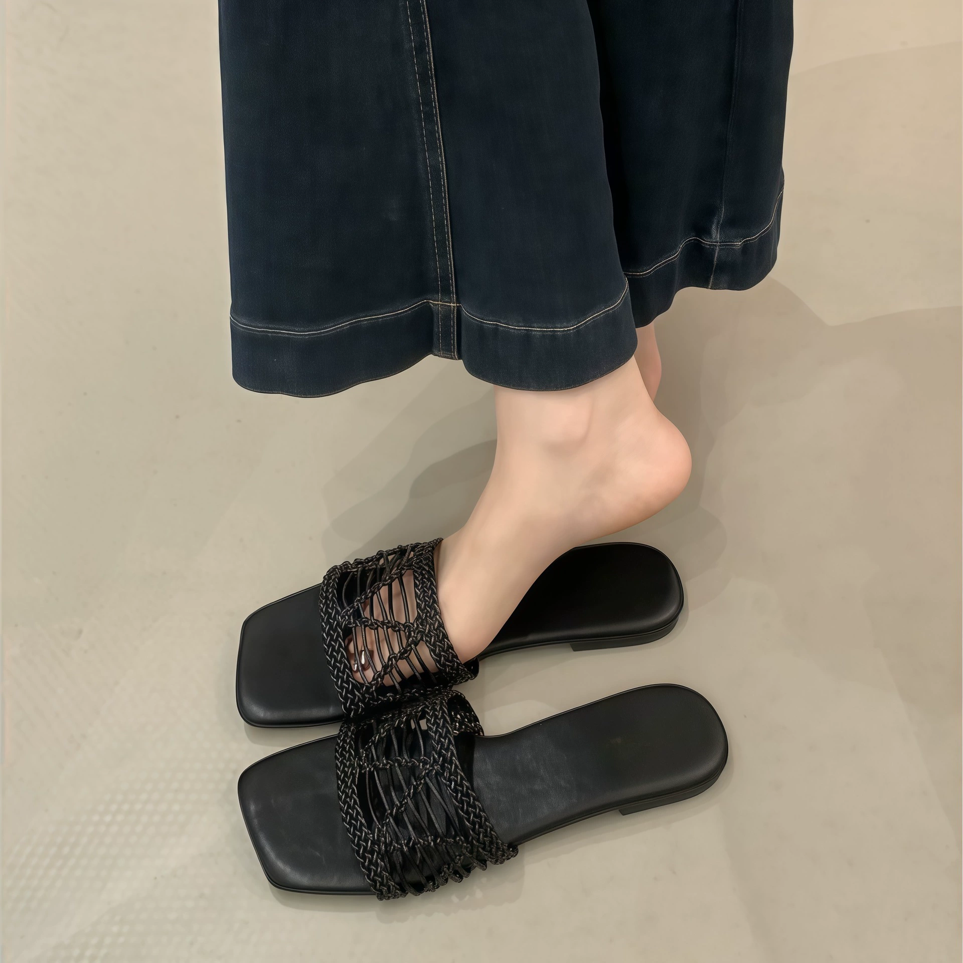 Women's Retro Woven Roman Flat Sandals Open Toe Vacation Style Summer
