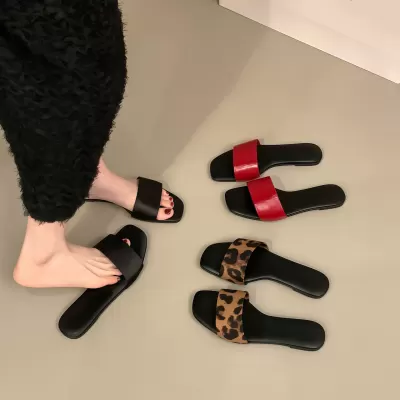 Women's Flat Leopard Print Slide Sandals for Summer 2026, Beach Vacation Red Sandals · YANYAN China shoe factory