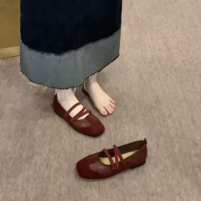 Women's 2026 Korean Square Toe Stretch Flat Shoes Autumn New Red Ballet Flats · YANYAN China shoe factory