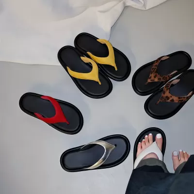 Women's Leopard Print Flip Flops Summer 2026 New Genuine Leather Soft Sole Beach · YANYAN China shoe factory