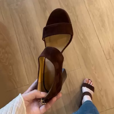 Fashion Comfortable Roman Sandals for Women Minimalist Elegant Low Heel Shoes · YANYAN China shoe factory
