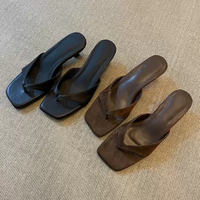 Sandálias Francesas de Salto Alto com Tira de Bico Quadrado para Mulheres, Chinelos Minimalistas para Férias · YANYAN China shoe factory