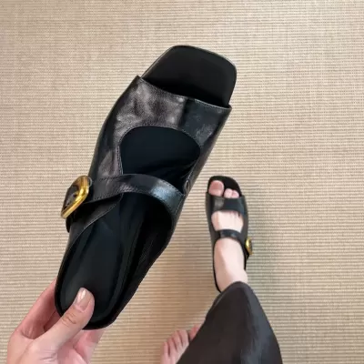 French Metal Buckle Slide Sandals for Women Summer Anti-Slip Casual Slides · YANYAN China shoe factory