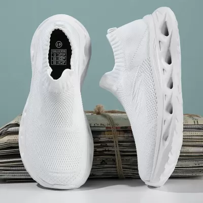 Cross-Border Big Size New Wide Toe Barefoot Knit Socks Casual Sports Running Shoes Couple Socks Fashion Shoes Women · YANYAN China shoe factory