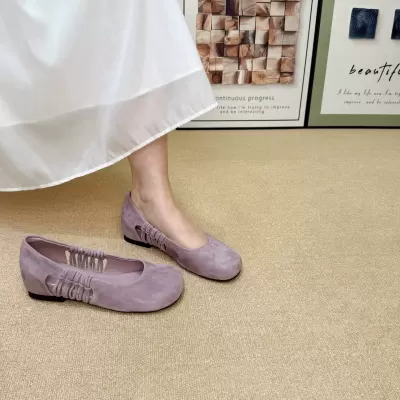 Chuyuji French Retro Round Toe Cutout Flats with Suede Lining for Women · YANYAN China shoe factory