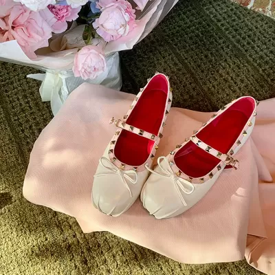 Summer New Rivet Ballet Pleated Round Toe Low Heel Bow Mary Jane Flats · YANYAN China shoe factory
