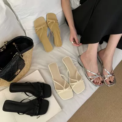 Chuyuji Women's French Wedge Flip Flop Sandals, Beach Style, Summer 2026 · YANYAN China shoe factory