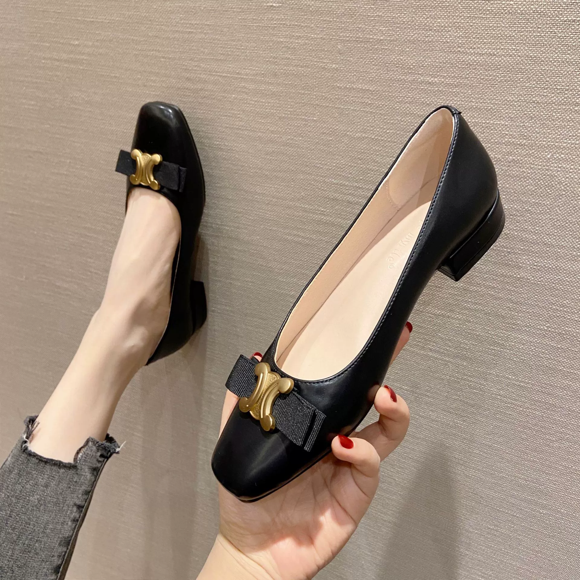 Triumphal Arch Metal Buckle Square Toe Bow Flat Low Heel Shoes for Women New
