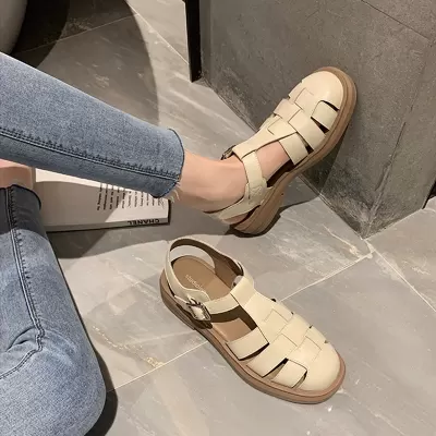 New Summer Roman Sandals Retro Woven Closed Toe Chunky Heel Thick Sole Flat Women · YANYAN China shoe factory