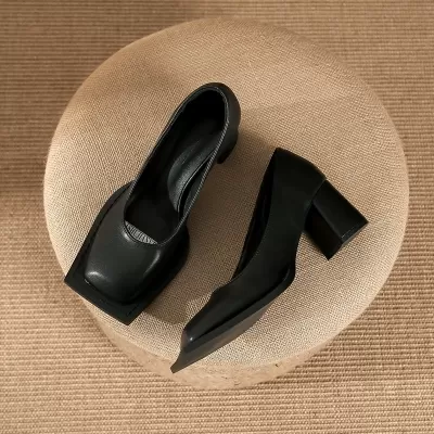 Women's Mary Jane Heels, 2025 Autumn Mid Heel Square Toe Chunky Retro Shoes · YANYAN China shoe factory