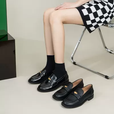 New Autumn Round Toe Gold Buckle Chunky Heel Loafers British Style Comfortable · YANYAN China shoe factory