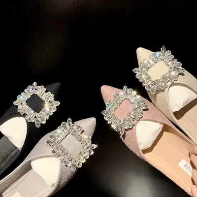 Novas Sapatilhas Rasas Francesas Fivela Quadrada Rhinestone Bico Fino Rasteiras Fada Bailarina Femininas · YANYAN China shoe factory