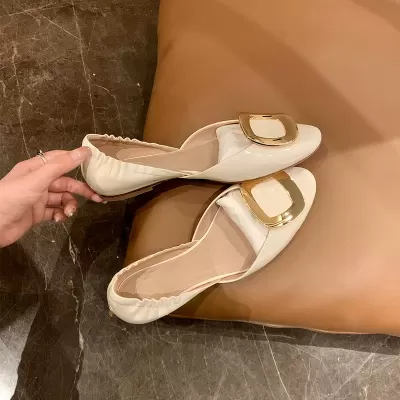 French Ballet Patent Leather Flat Shoes Women Metal Square Buckle Pleated Hollow Flat Egg Roll Shoes · YANYAN China shoe factory
