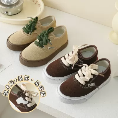Ins Style Skateboard Shoes for Kids Boys Girls Low Top Suede Leather Spring Autumn · YANYAN China shoe factory