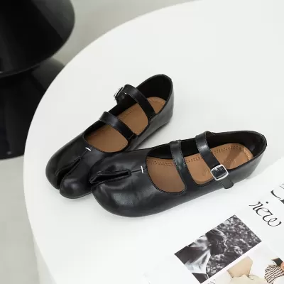 New Fall Double Row Buckle Strap Split Toe Shoes Mary Jane Designer Flats Women · YANYAN China shoe factory